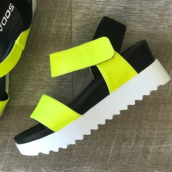 Neon Easy Strap Open Toe Lug Platform Sport Sandal - Picture 6 of 9